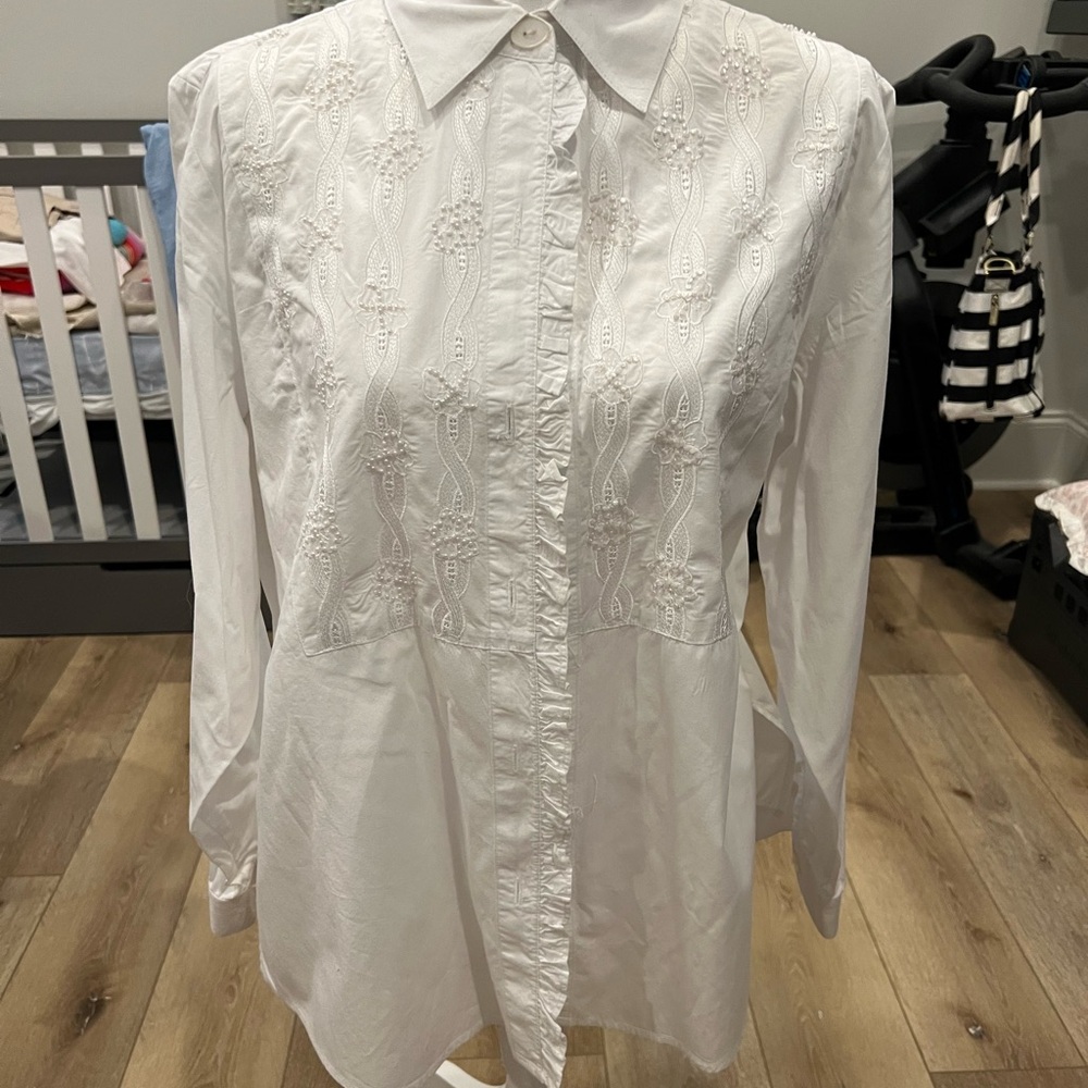 Coldwater Creek white long sleeve shirt ruffled and pearl embellished Size M